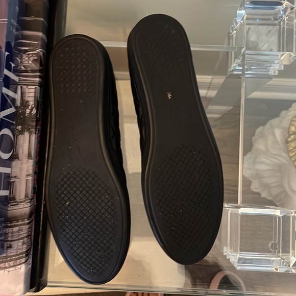 Authentic Ferragamo Classic Ballet Flats - Picture 3 of 4